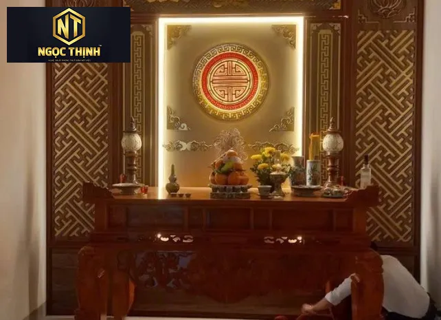 BÀN THỜ GỖ SỒI SƠN PU
